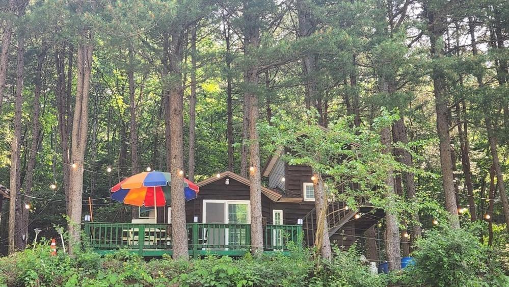 Hongcheon Gongjaksan Recreational Forest Pension Extérieur photo